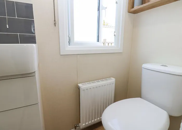 Semesterbostad Plot 41 *